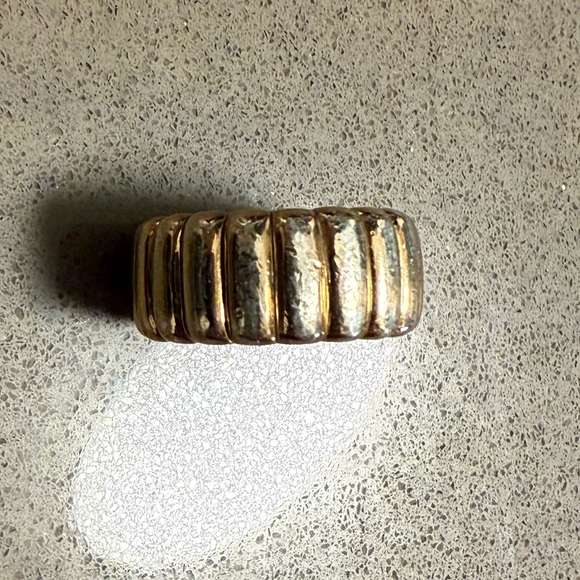 CHARLOTTE BOLD RING - Picture 10 of 13